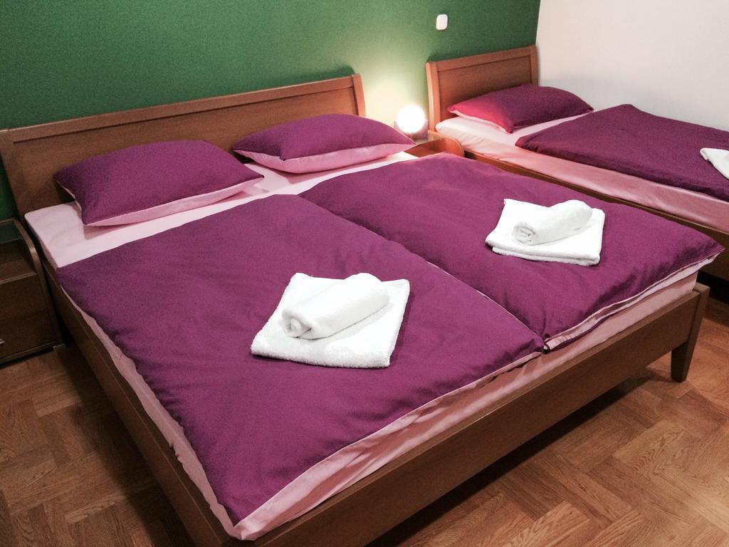 Guest House Seperic 자스트레바르스코 외부 사진