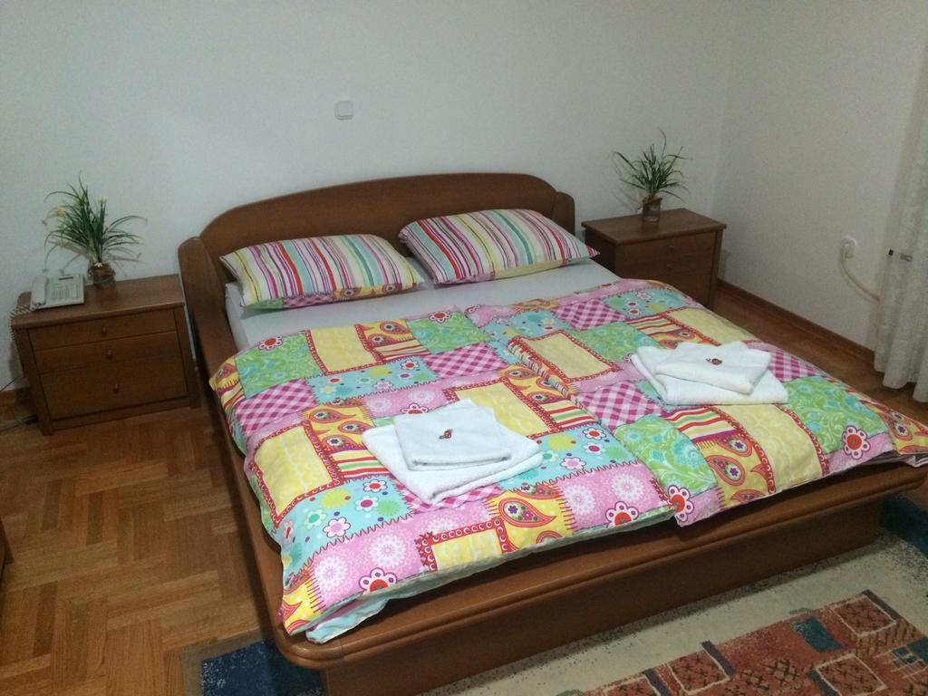 Guest House Seperic 자스트레바르스코 객실 사진