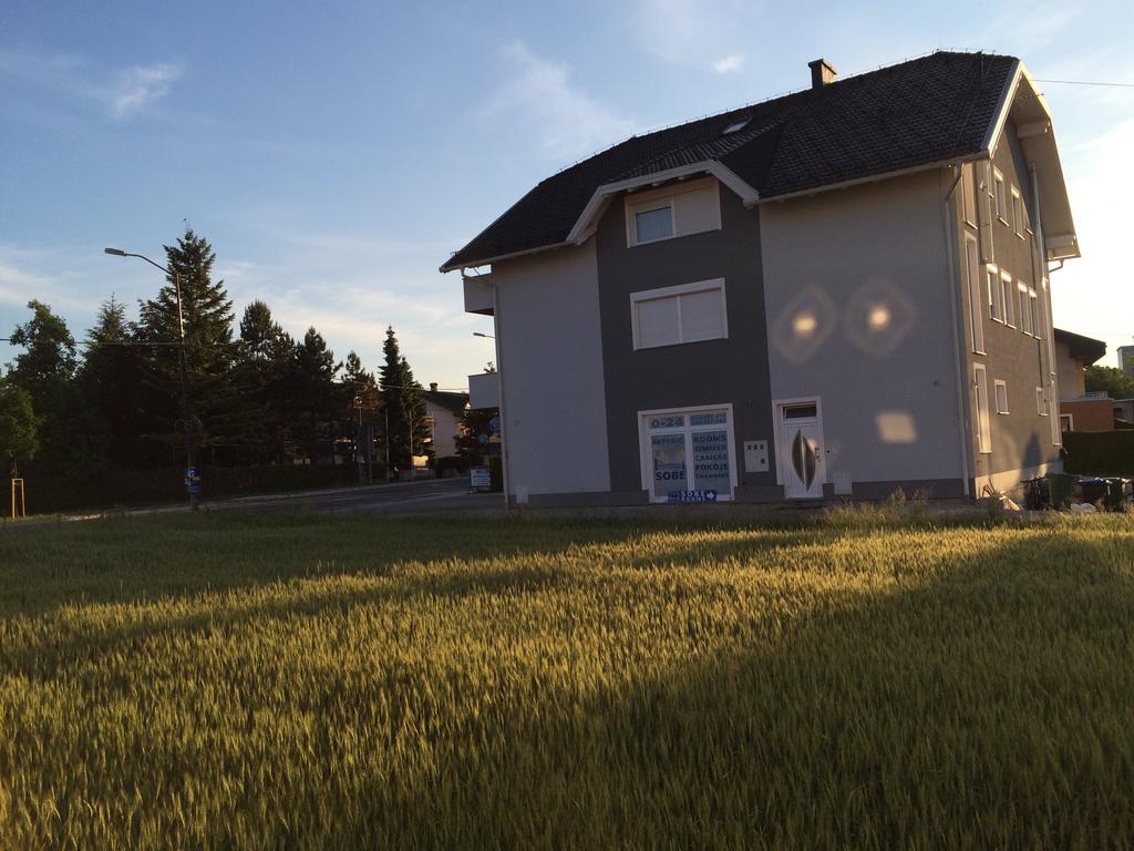 Guest House Seperic 자스트레바르스코 외부 사진