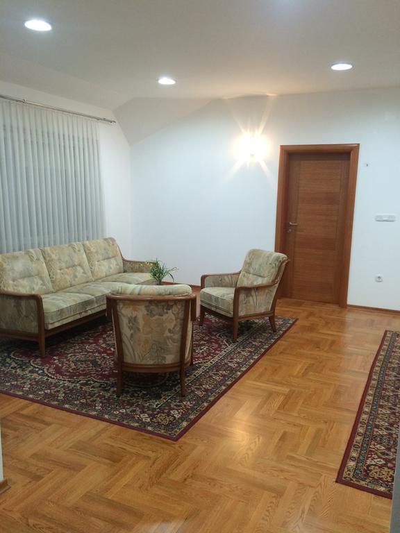 Guest House Seperic 자스트레바르스코 외부 사진